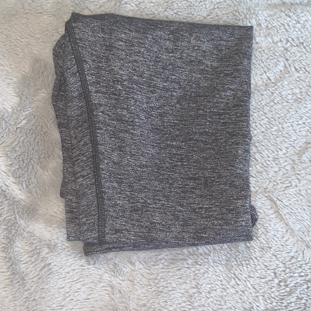 Lululemon leggings worn once, in heather grey (color no longer sold)
